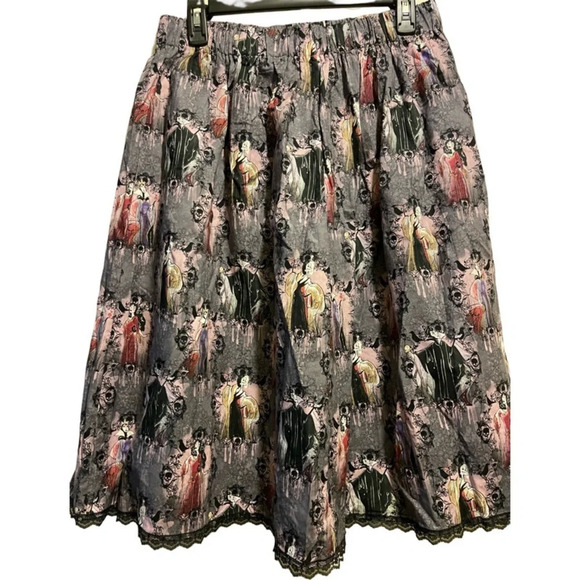 DISNEY Villains Halloween Skirt, Large, NWOT - Picture 2 of 4